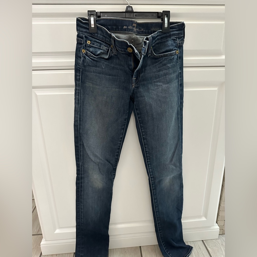 Size 26, 7 For All Mankind Roxanne Style Straight leg Jeans